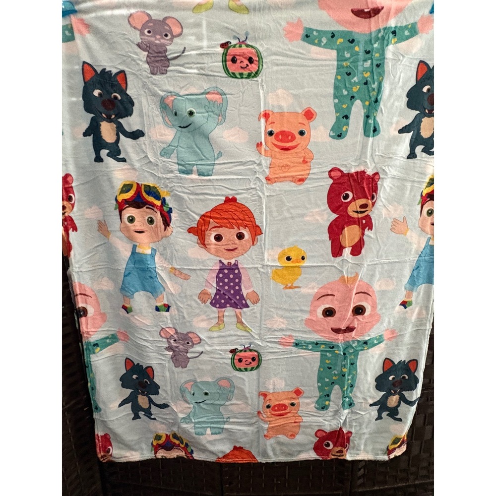 Cocomelon JJ and Friends Kids Plush Throw Blanket‎ Light Blue All Over Print